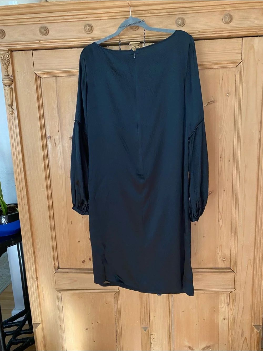 Tory Burch Black Long-Sleeve Midi Shift Silk Dress